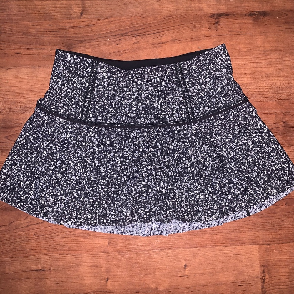 LULULEMON SKIRT